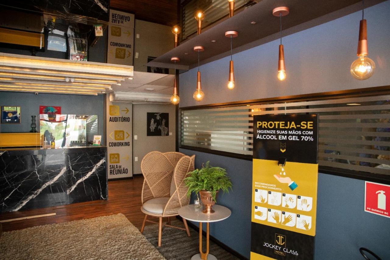 Jockey Class Hotel 테레시나 외부 사진